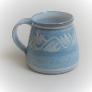 Coffee Mug Medium–white-bluepigment-vine